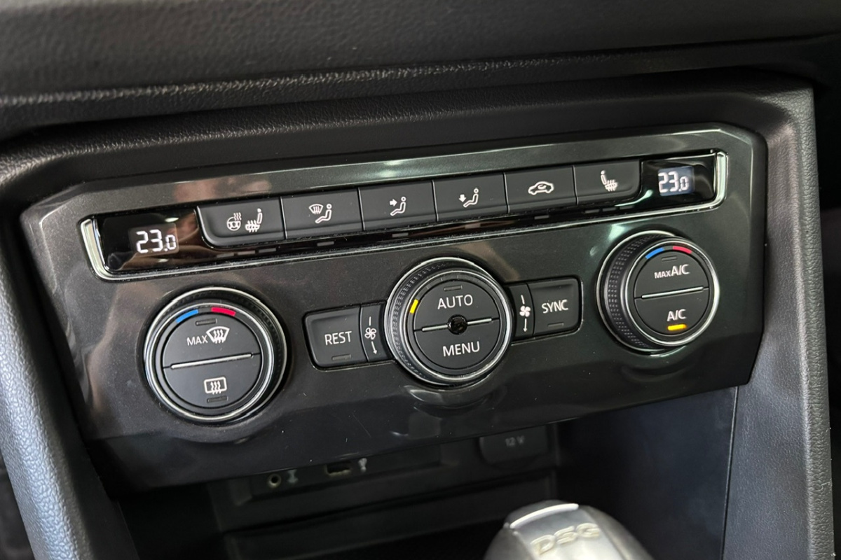 Ponuka vozidiel / Volkswagen Tiguan 2.0 TDI SCR BMT 4MOTION Highline DSG EU6 - video Ponuka vozidiel / Volkswagen Tiguan 2.0 TDI SCR BMT 4MOTION Highline DSG EU6 - video