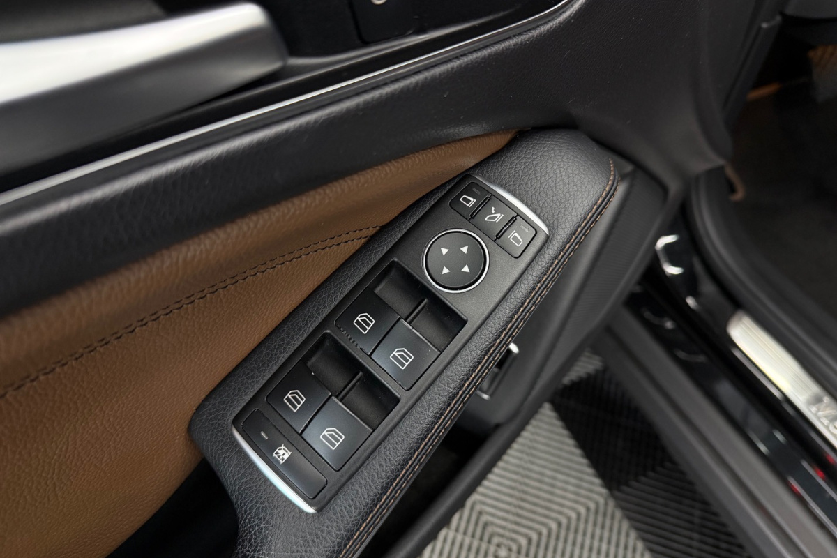 Ponuka vozidiel / Mercedes-Benz GLA 180 A/T - video Ponuka vozidiel / Mercedes-Benz GLA 180 A/T - video