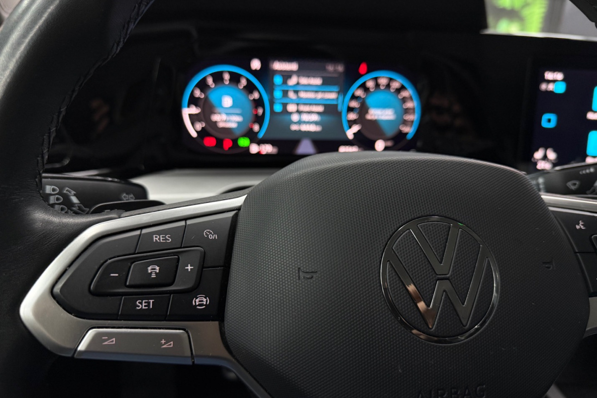 Ponuka vozidiel / Volkswagen Golf 1.5 eTSI ACT Life DSG - video Ponuka vozidiel / Volkswagen Golf 1.5 eTSI ACT Life DSG - video