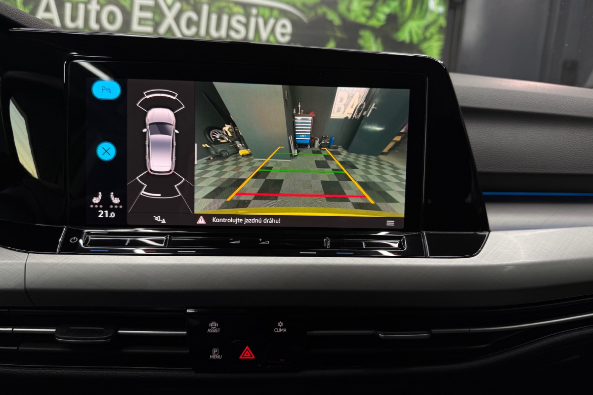 Ponuka vozidiel / Volkswagen Golf 1.5 eTSI ACT Life DSG - video Ponuka vozidiel / Volkswagen Golf 1.5 eTSI ACT Life DSG - video