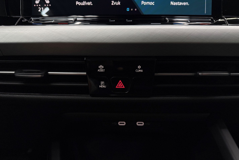 Ponuka vozidiel / Volkswagen Golf 1.5 eTSI ACT Life DSG - video Ponuka vozidiel / Volkswagen Golf 1.5 eTSI ACT Life DSG - video
