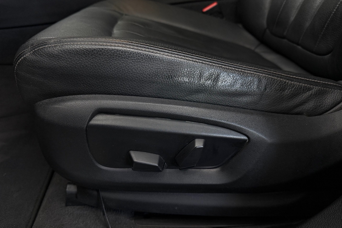 Ponuka vozidiel / BMW X6 xDrive 30d Standard A/T - video Ponuka vozidiel / BMW X6 xDrive 30d Standard A/T - video