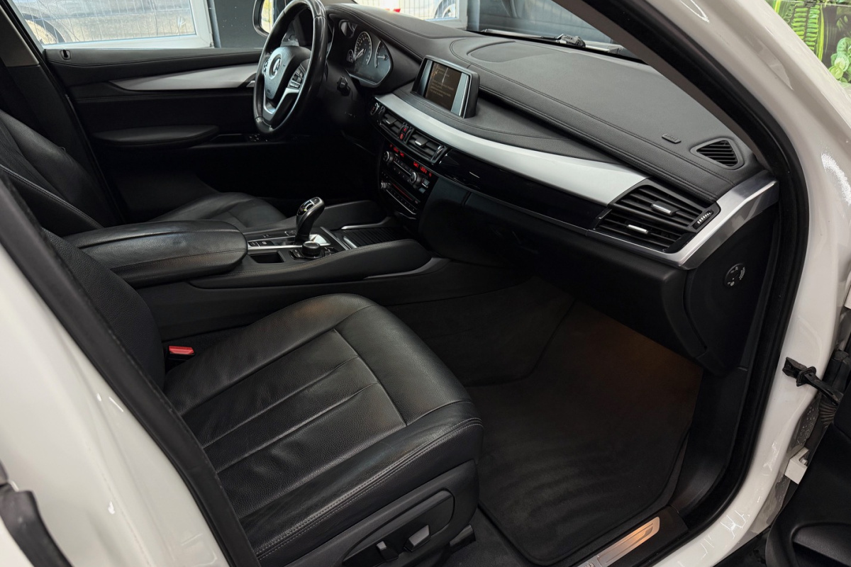 Ponuka vozidiel / BMW X6 xDrive 30d Standard A/T - video Ponuka vozidiel / BMW X6 xDrive 30d Standard A/T - video