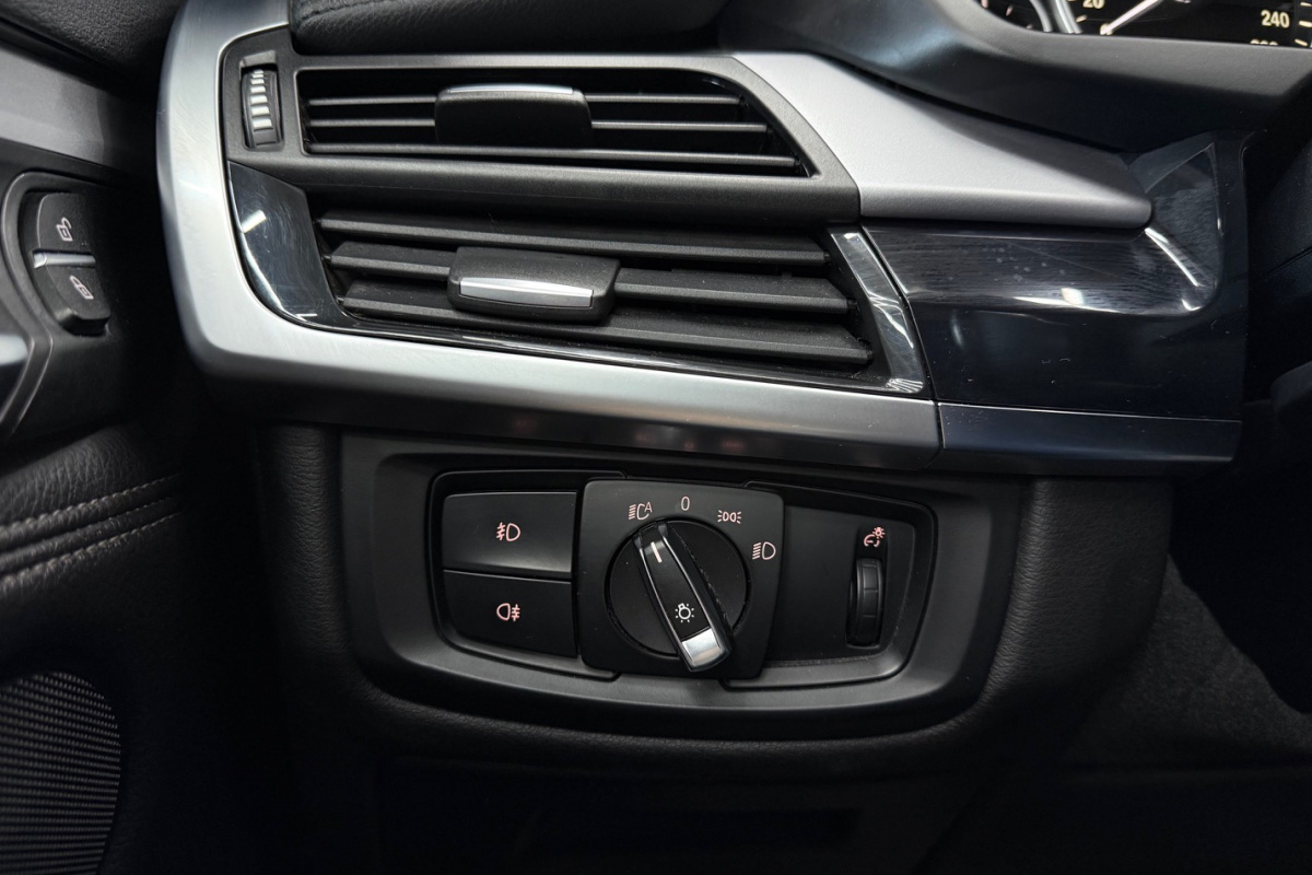 Ponuka vozidiel / BMW X6 xDrive 30d Standard A/T - video Ponuka vozidiel / BMW X6 xDrive 30d Standard A/T - video