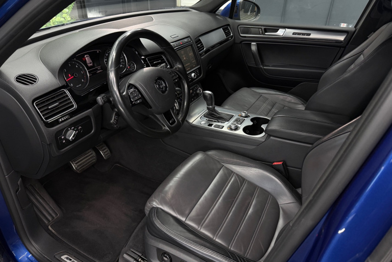Ponuka vozidiel / Volkswagen Touareg II 3.0 V6 TDI BMT 4MOTION R-LINE - video Ponuka vozidiel / Volkswagen Touareg II 3.0 V6 TDI BMT 4MOTION R-LINE - video