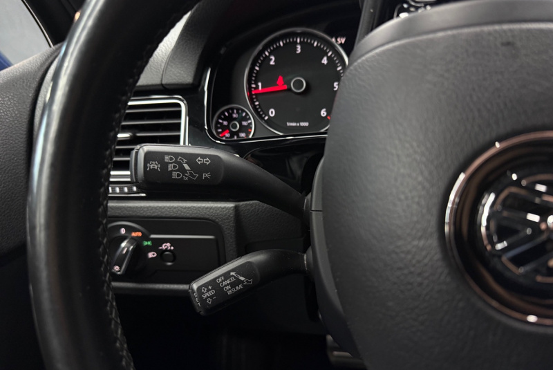 Ponuka vozidiel / Volkswagen Touareg II 3.0 V6 TDI BMT 4MOTION R-LINE - video Ponuka vozidiel / Volkswagen Touareg II 3.0 V6 TDI BMT 4MOTION R-LINE - video