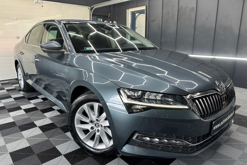  Ponuka vozidiel / Škoda Superb 2.0 TDI SCR Ambition 4x4 DSG - video