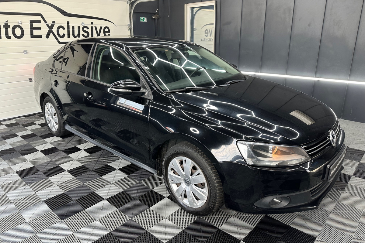 Ponuka vozidiel / Volkswagen Jetta 1.6 TDI Trendline DSG - video