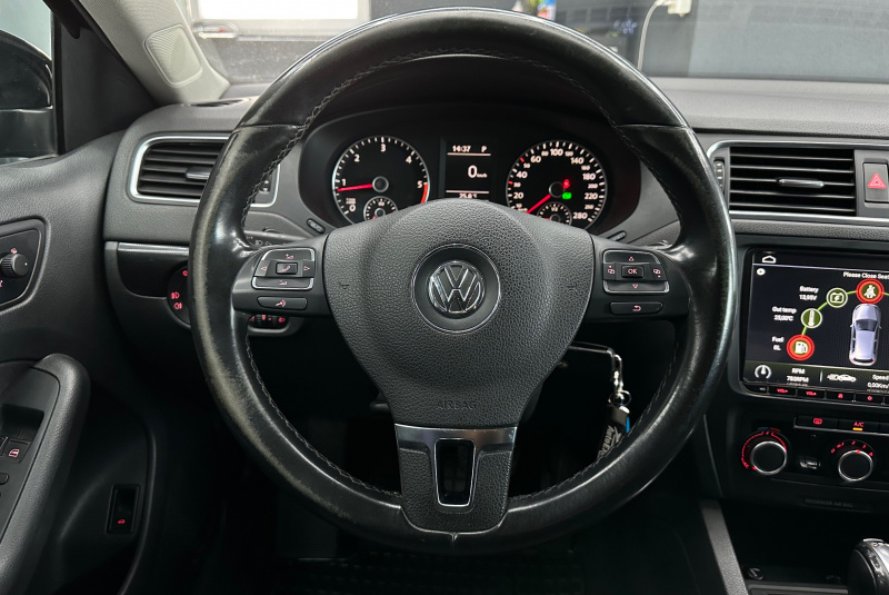  Ponuka vozidiel / Volkswagen Jetta 1.6 TDI Trendline DSG - video