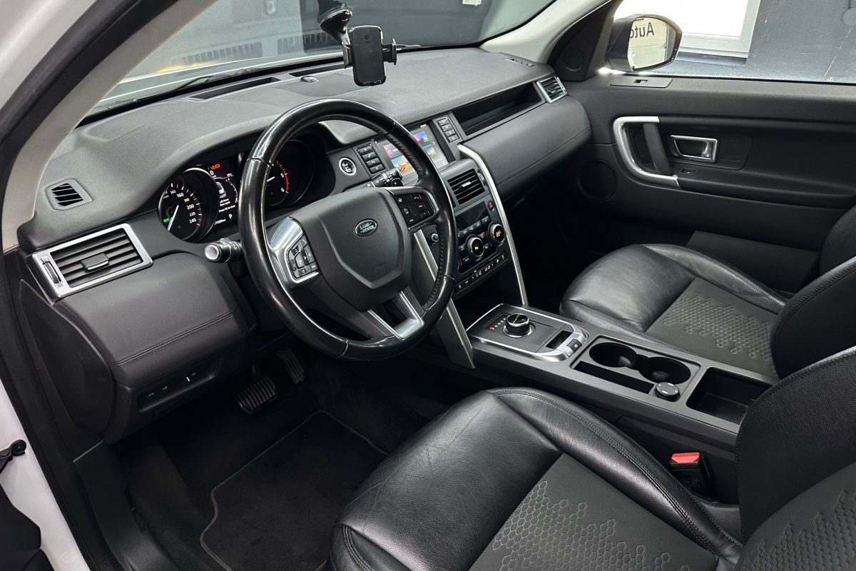 Ponuka vozidiel / Land Rover Discovery Sport 2.0 - video