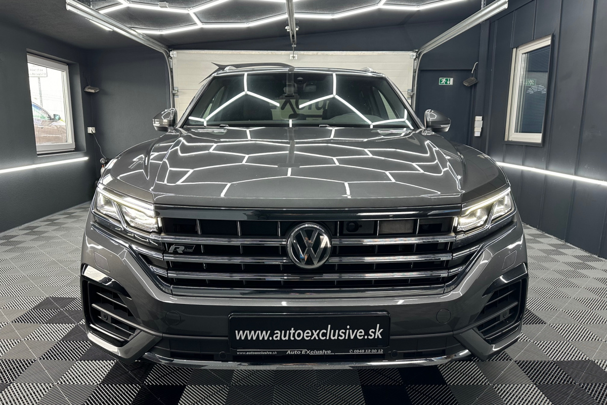 Ponuka vozidiel / Volkswagen Touareg 3.0 V6 TDI SCR 286k R-Line 4Motion Tiptronic - video