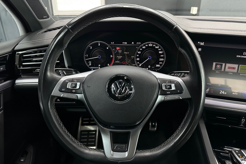  Ponuka vozidiel / Volkswagen Touareg 3.0 V6 TDI SCR 286k R-Line 4Motion Tiptronic - video