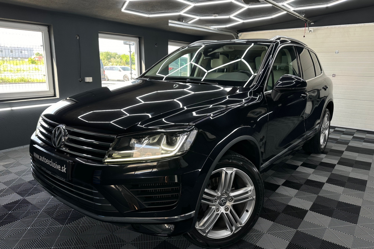 Ponuka vozidiel / Volkswagen Touareg II 3.0 V6 TDI BMT Premium 4MOTION - video