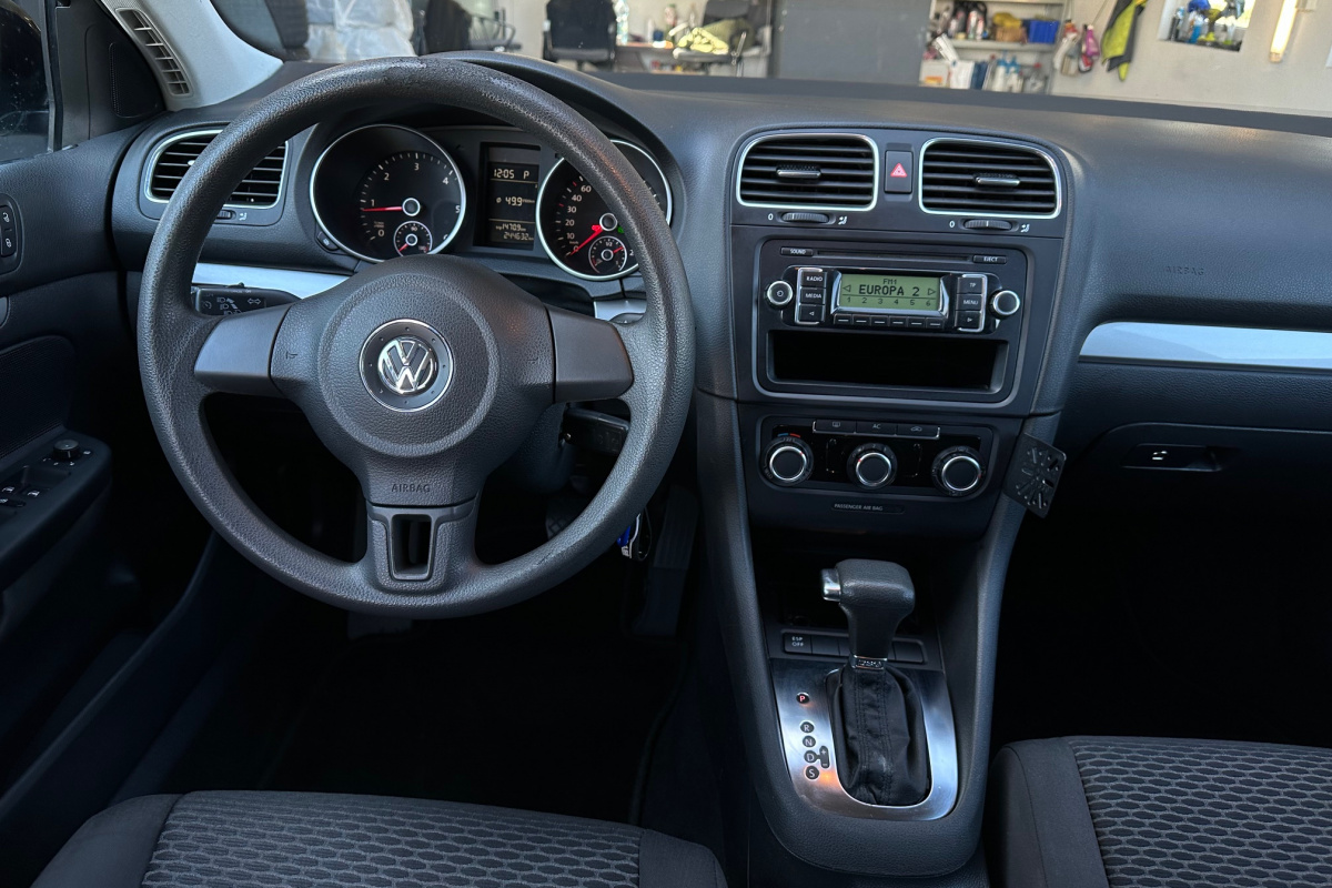 Ponuka vozidiel / Volkswagen Golf Variant 1.6 TDI Trendline DSG - video