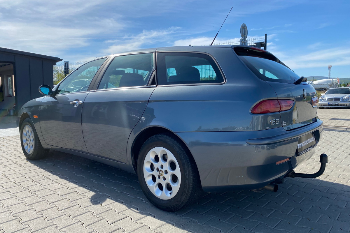 Ponuka vozidiel / Alfa Romeo 156 Sportwagon 1.9 JTD PROGRESSION - video