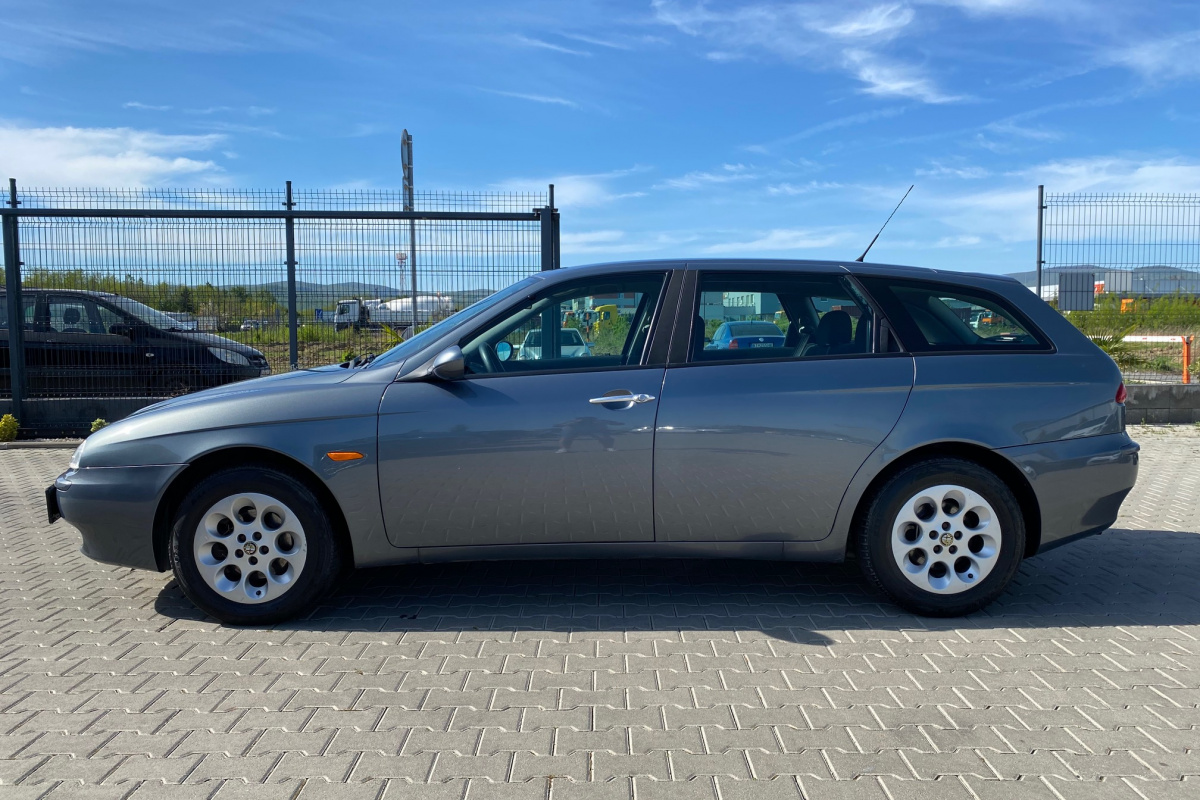 Ponuka vozidiel / Alfa Romeo 156 Sportwagon 1.9 JTD PROGRESSION - video