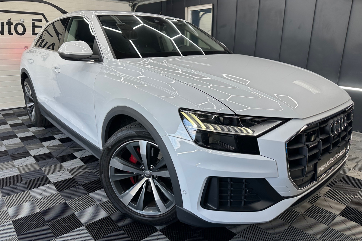 Ponuka vozidiel / Audi Q8 50 3.0 TDI mHEV quattro tiptronic - video