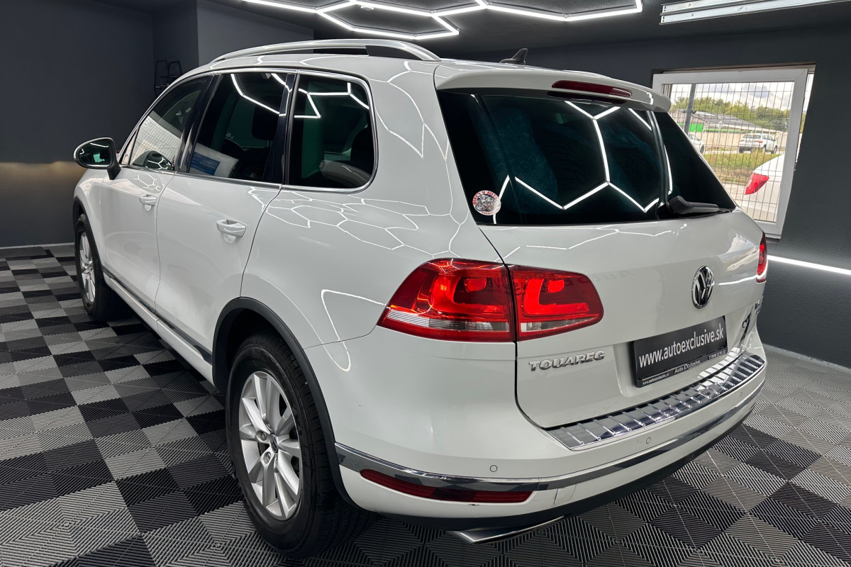 Ponuka vozidiel / Volkswagen Touareg II 3.0 V6 TDI BMT 4MOTION Mountain - video