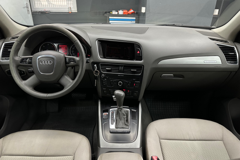  Ponuka vozidiel / Audi Q5 3.0 TDI DPF quattro S tronic - video