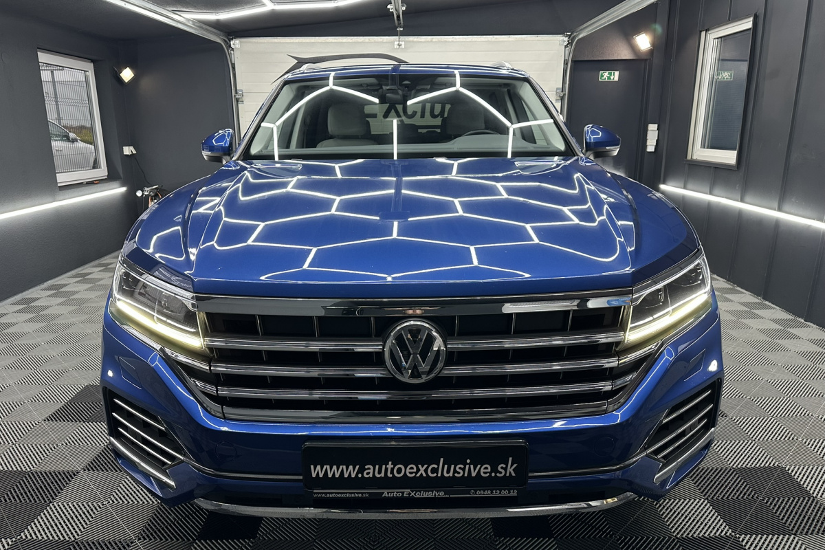 Ponuka vozidiel / Volkswagen Touareg 3.0 V6 TDI SCR 286k Elegance 4Motion Tiptronic - video