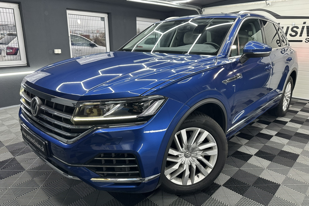 Ponuka vozidiel / Volkswagen Touareg 3.0 V6 TDI SCR 286k Elegance 4Motion Tiptronic - video