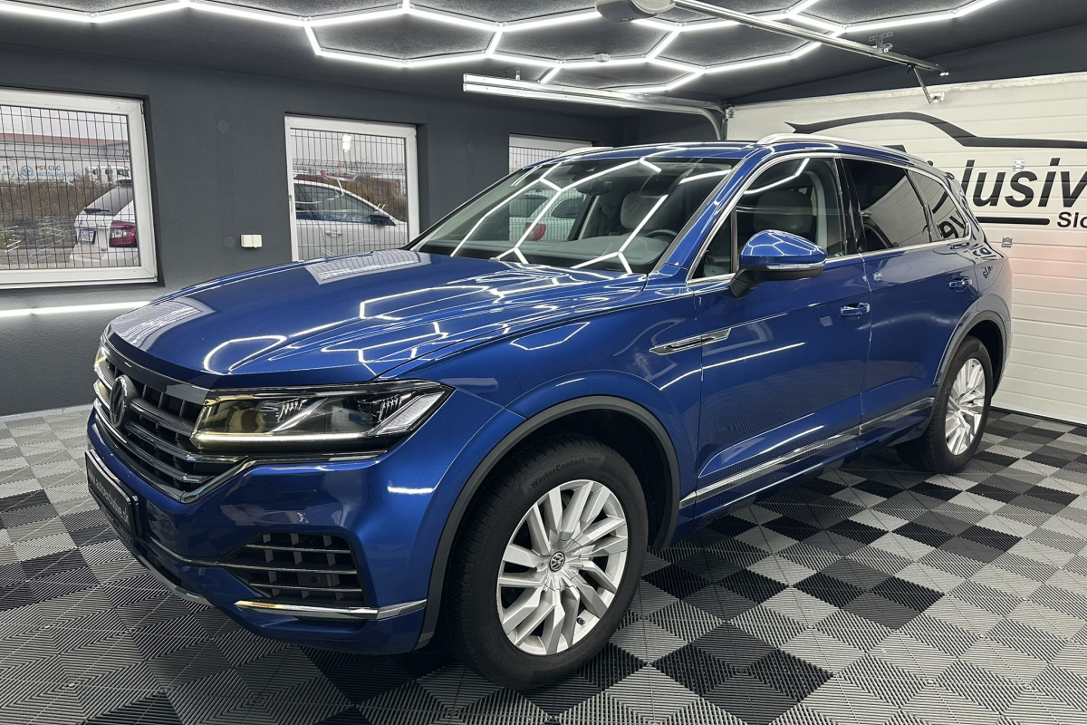 Ponuka vozidiel / Volkswagen Touareg 3.0 V6 TDI SCR 286k Elegance 4Motion Tiptronic - video