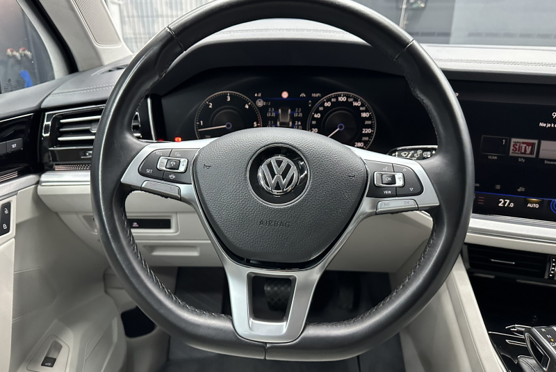  Ponuka vozidiel / Volkswagen Touareg 3.0 V6 TDI SCR 286k Elegance 4Motion Tiptronic - video