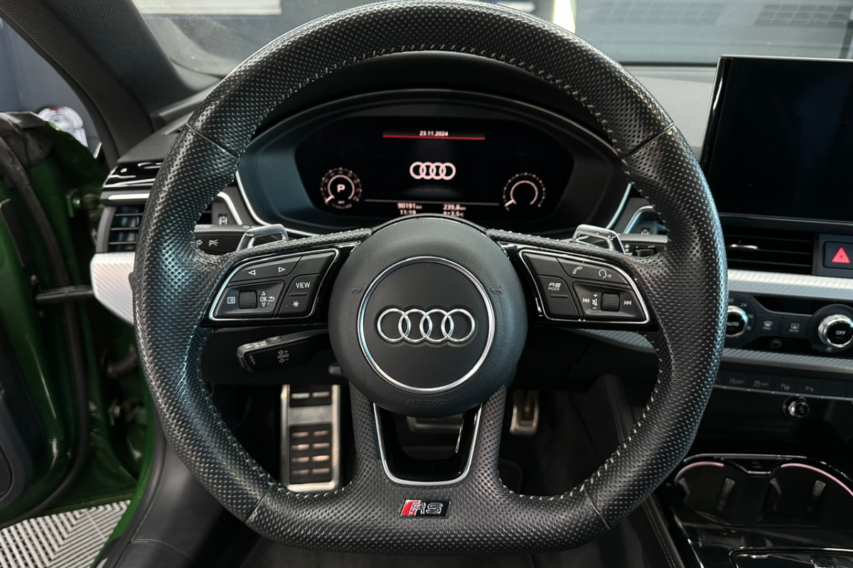 Ponuka vozidiel / Audi RS5 2.9 TFSI Coupé Quattro - video