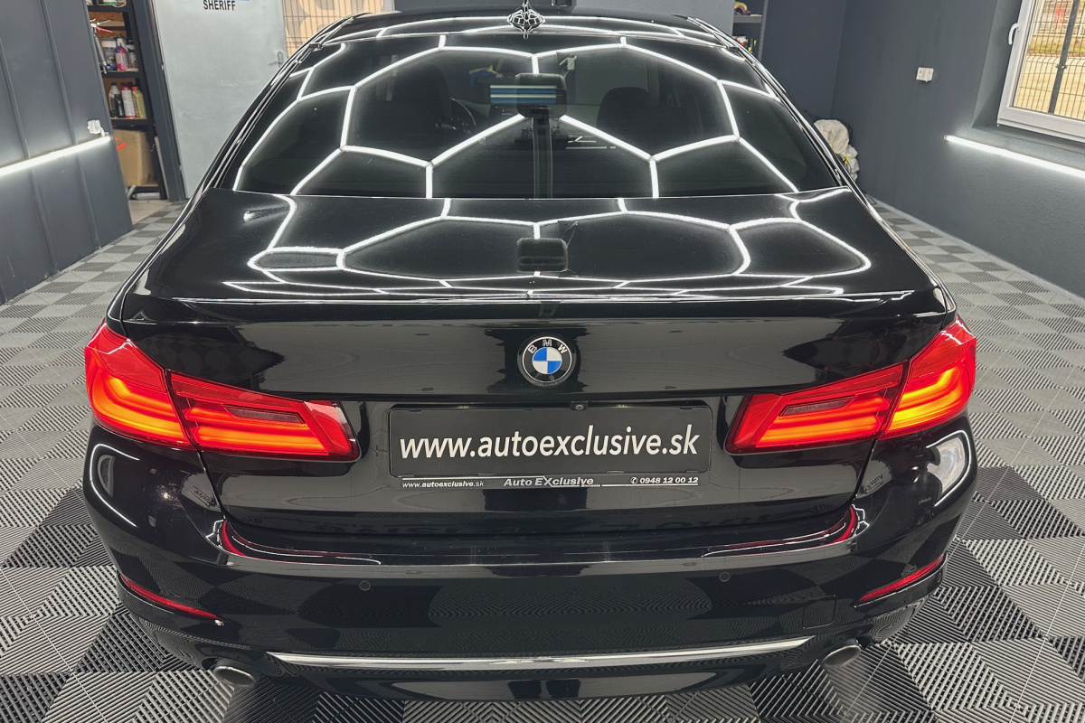 Ponuka vozidiel / BMW Rad 5 520d xDrive A/T - video Ponuka vozidiel / BMW Rad 5 520d xDrive A/T - video