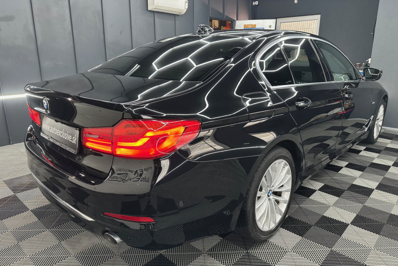 Ponuka vozidiel / BMW Rad 5 520d xDrive A/T - video Ponuka vozidiel / BMW Rad 5 520d xDrive A/T - video