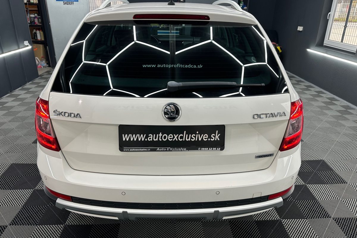 Ponuka vozidiel / Škoda Octavia Combi 1.8 TSI Scout DSG 4x4 - video