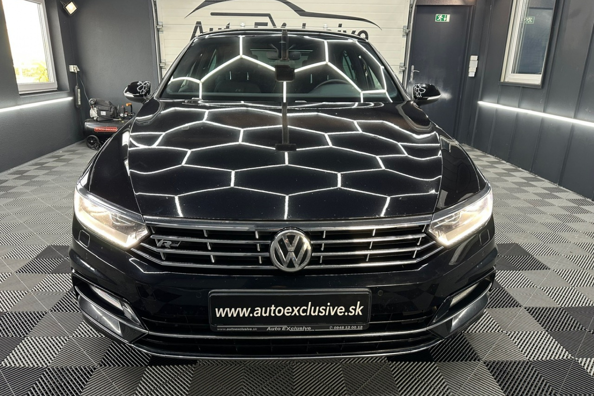 Ponuka vozidiel / Volkswagen Passat 2.0 TDI BMT R-Line Highline DSG - video