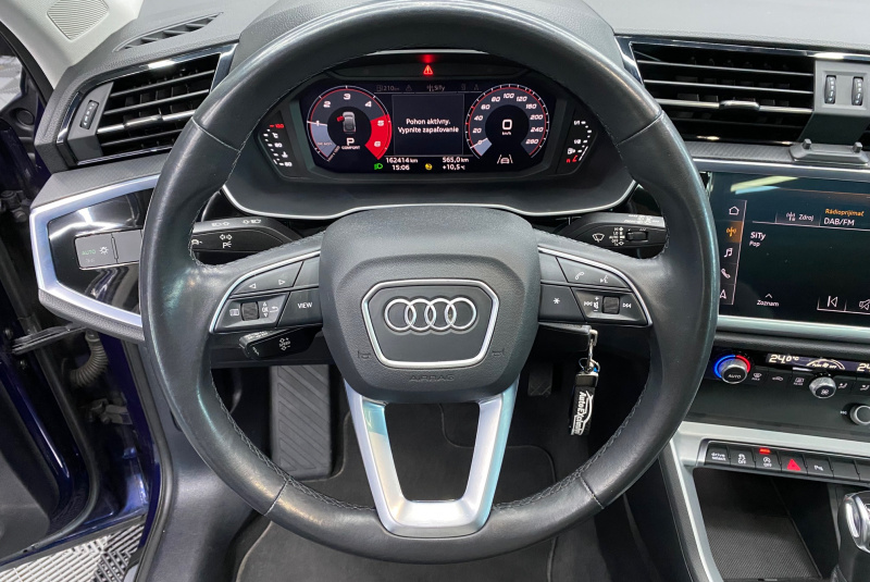  Ponuka vozidiel / Audi Q3 Sportback 35 2.0 TDI S line quattro S tronic - video