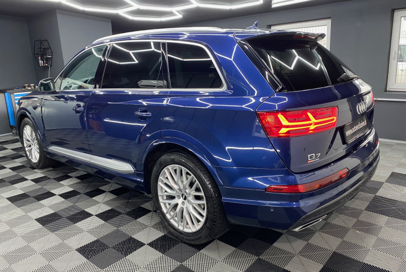 Ponuka vozidiel / Audi Q7 3.0 TDI 272k quattro tiptronic 8-st. - video Ponuka vozidiel / Audi Q7 3.0 TDI 272k quattro tiptronic 8-st. - video