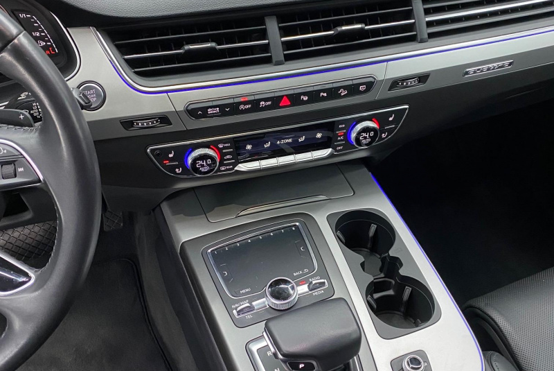 Ponuka vozidiel / Audi Q7 3.0 TDI 272k quattro tiptronic 8-st. - video Ponuka vozidiel / Audi Q7 3.0 TDI 272k quattro tiptronic 8-st. - video
