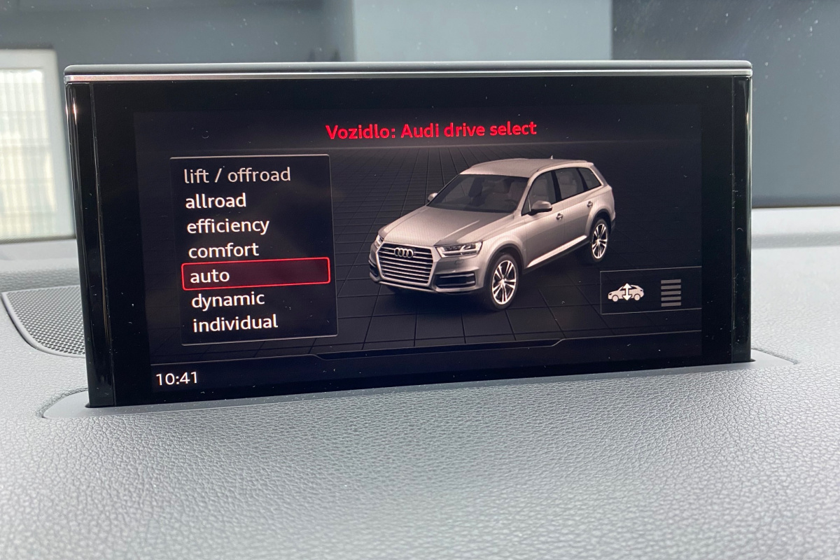 Ponuka vozidiel / Audi Q7 3.0 TDI 272k quattro tiptronic 8-st. - video