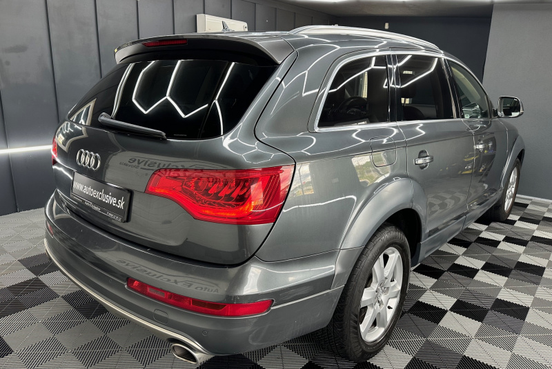  Ponuka vozidiel / Audi Q7  - video