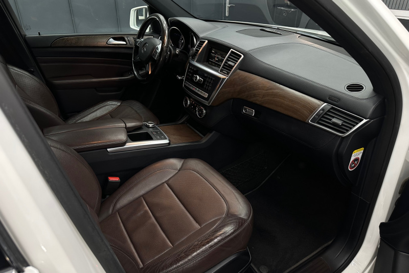 Ponuka vozidiel / Mercedes-Benz ML 350 BLUETEC 4MATIC - video Ponuka vozidiel / Mercedes-Benz ML 350 BLUETEC 4MATIC - video