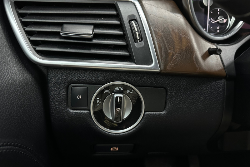 Ponuka vozidiel / Mercedes-Benz ML 350 BLUETEC 4MATIC - video Ponuka vozidiel / Mercedes-Benz ML 350 BLUETEC 4MATIC - video