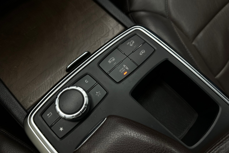 Ponuka vozidiel / Mercedes-Benz ML 350 BLUETEC 4MATIC - video Ponuka vozidiel / Mercedes-Benz ML 350 BLUETEC 4MATIC - video