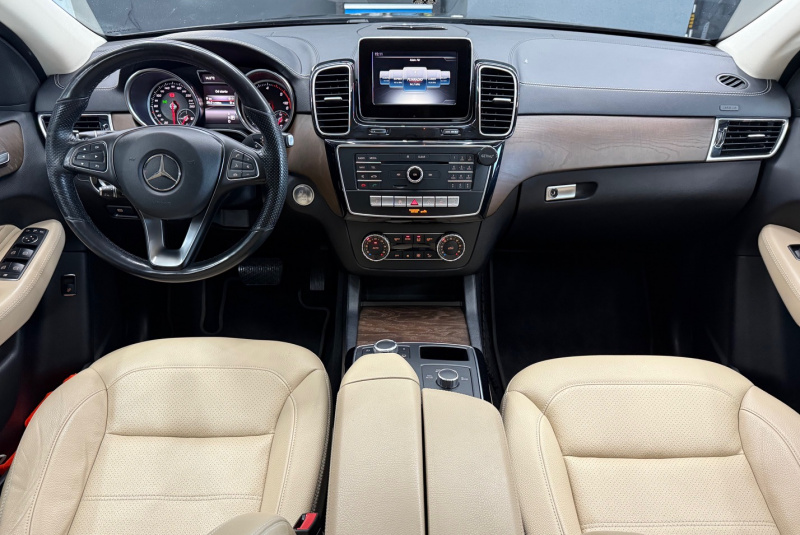 Ponuka vozidiel / Mercedes-Benz GLE Kupé 350d 4matic A/T - video Ponuka vozidiel / Mercedes-Benz GLE Kupé 350d 4matic A/T - video