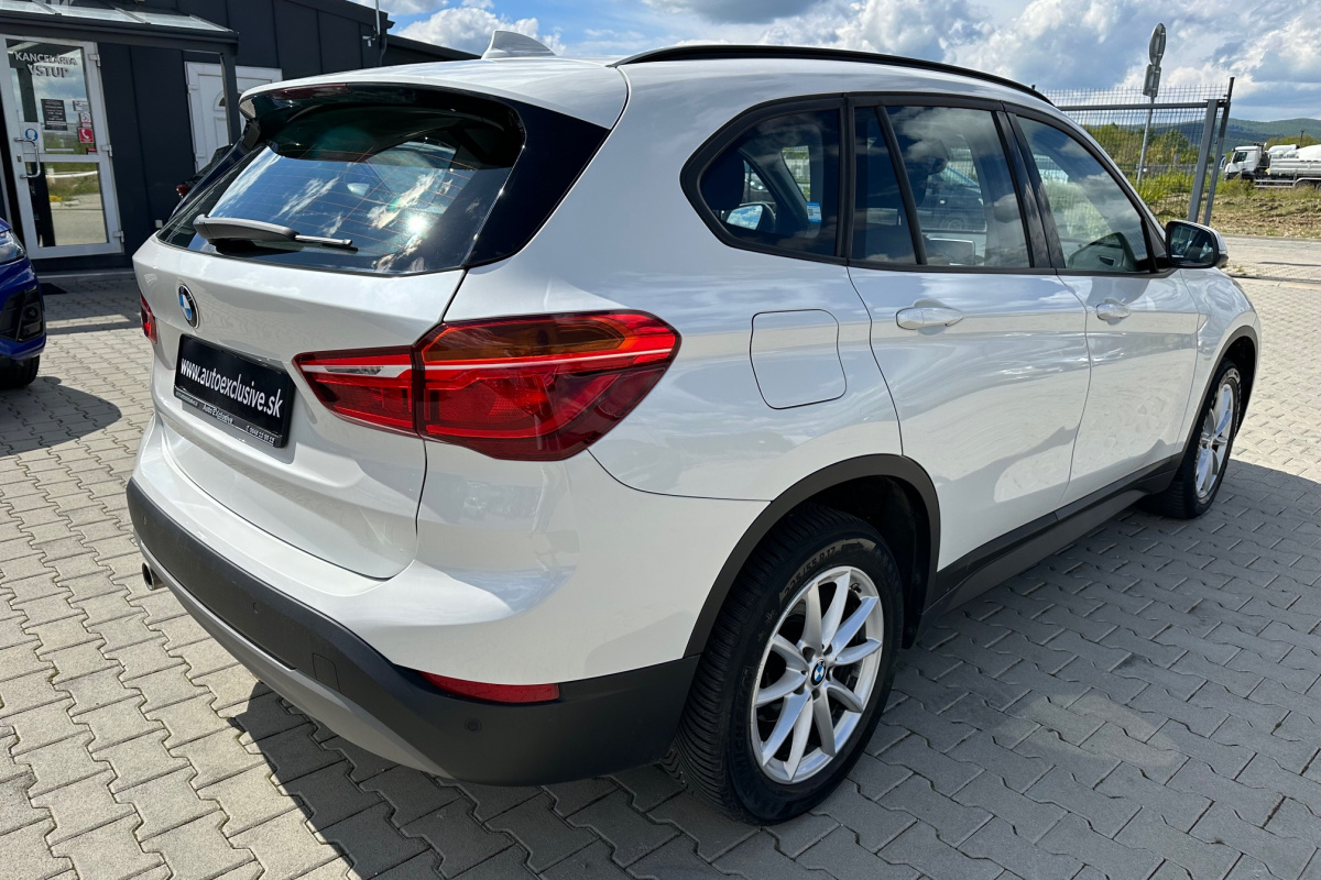 Ponuka vozidiel / BMW X1 sDrive 18i 140k Advantage - video